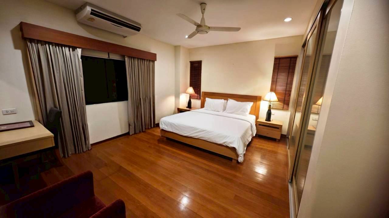 Apartment in Phaholyothin 